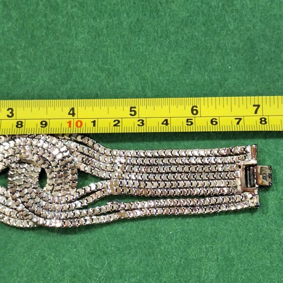 Vintage Gold Tone Chain-Link Bracelet – Bold Statement Cuff - Picture 6 of 7